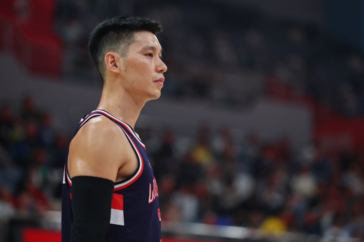 经纪人：书豪离开CBA最直接因素是感染新冠 隔离3月对他打击巨大
